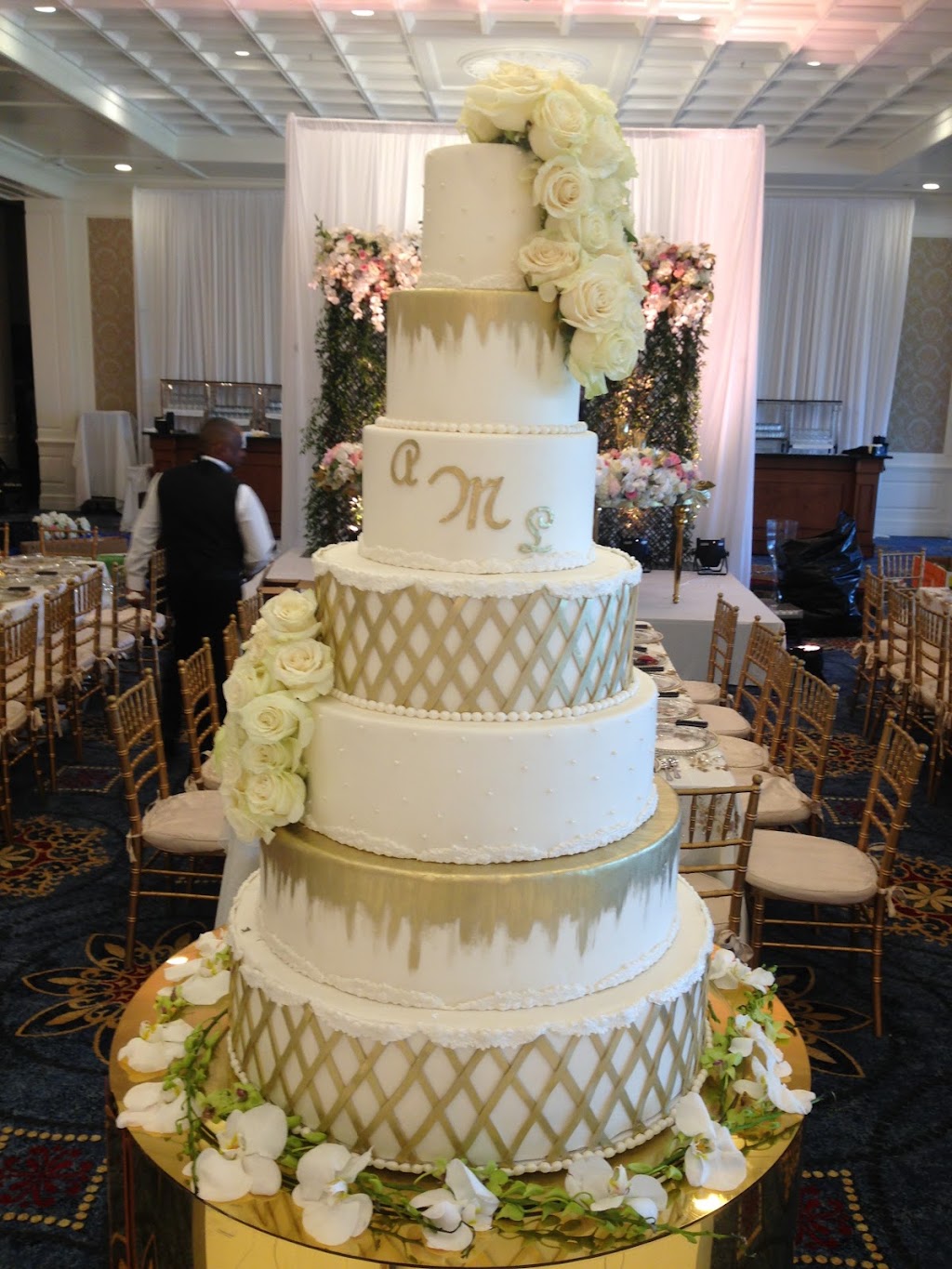 Paradise Cakes | By Appointment Only, West Bloomfield Township, MI 48324, USA | Phone: (248) 915-8229