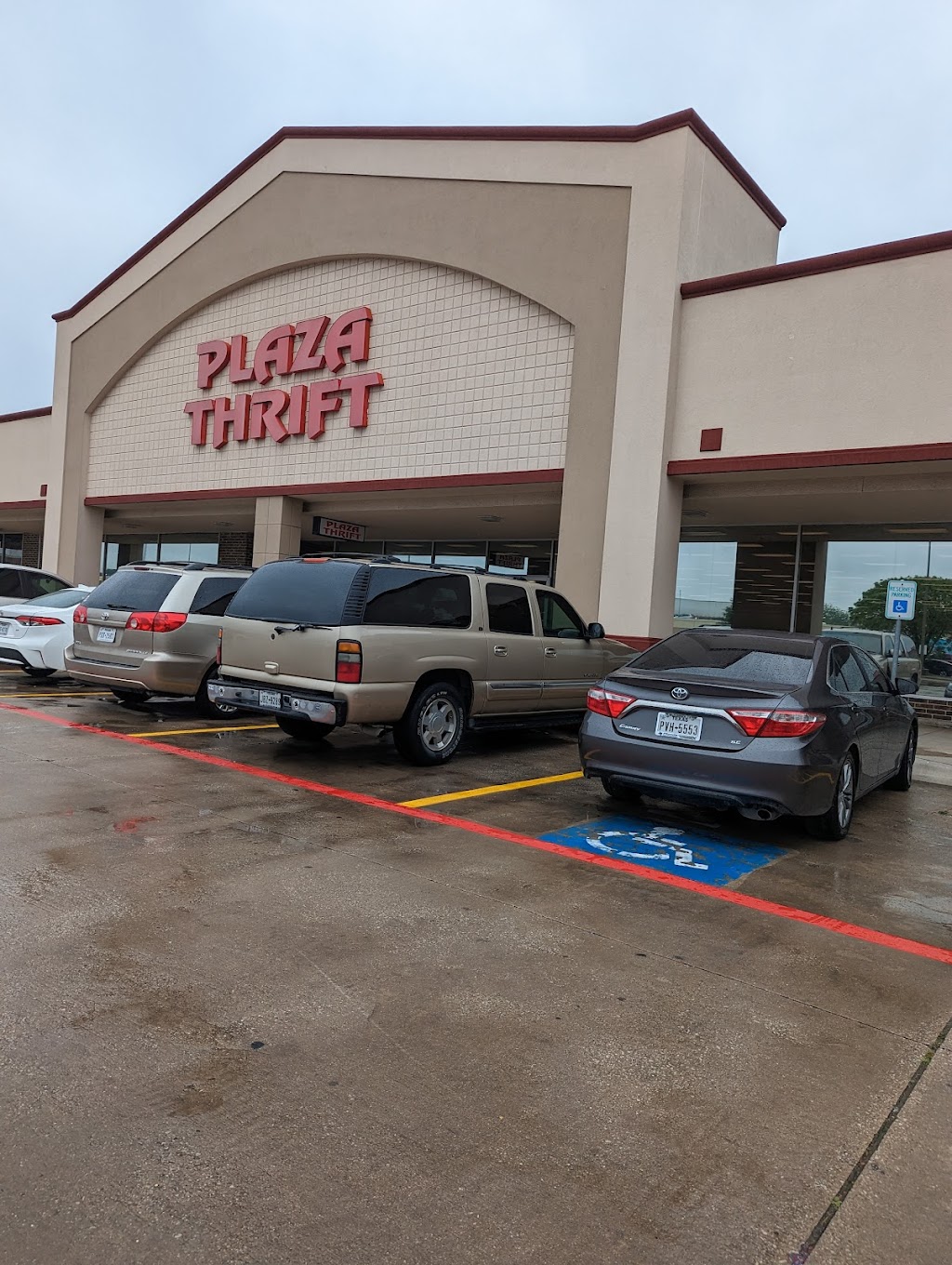 Plaza Thrift Store | 135 S Central Expy, McKinney, TX 75070, USA | Phone: (972) 529-0906