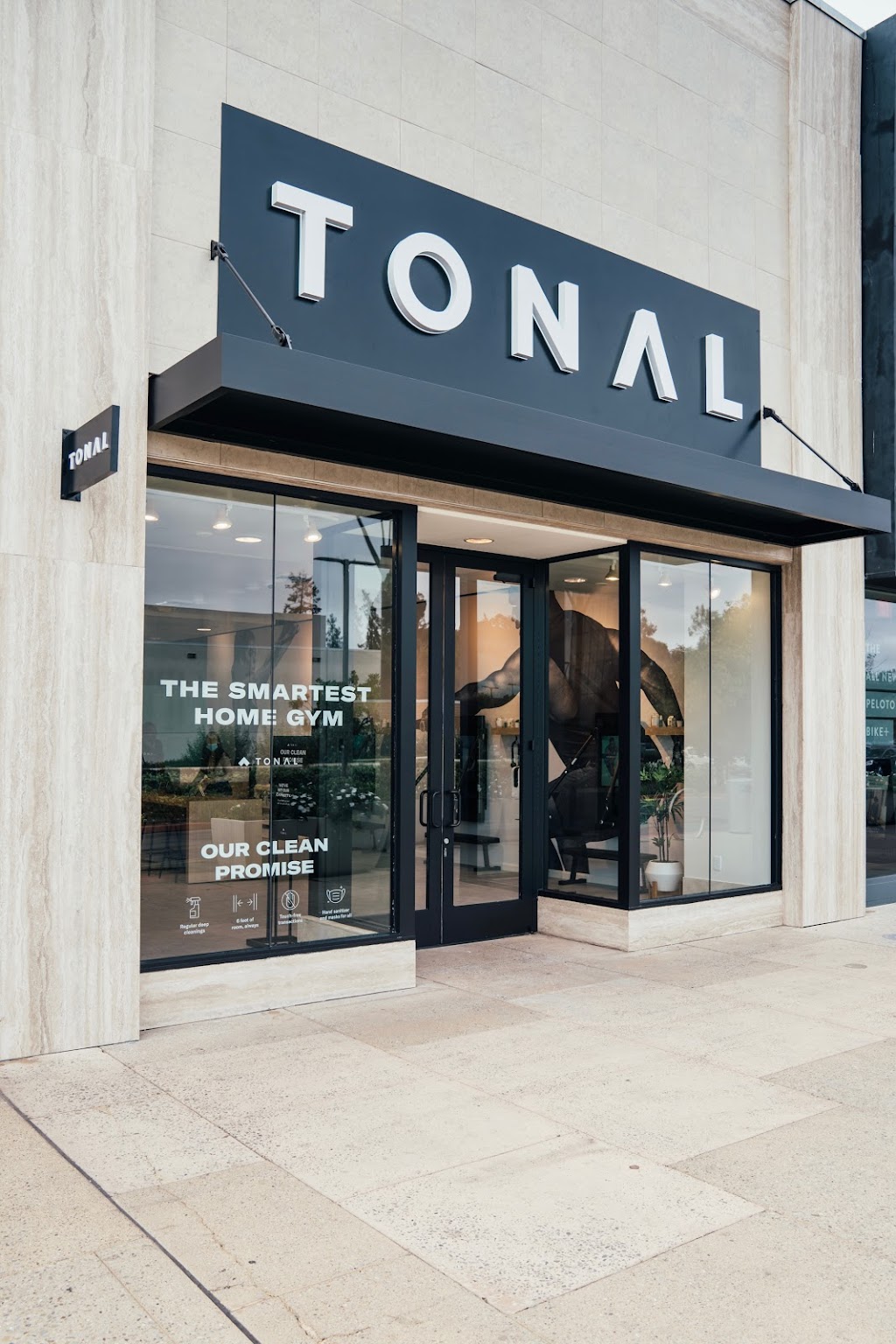 Tonal - Stanford | 660 Stanford Shopping Center Space 11, Palo Alto, CA 94304, USA | Phone: (650) 618-0135
