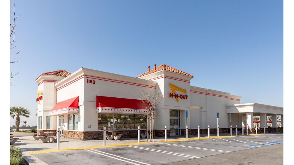 In-N-Out Burger in 1153 E 20th St, Upland, CA 91784, USA