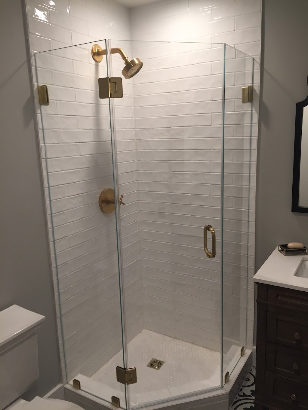 TOTAL GLASS LLC | 13711 Springhaven Dr, Chantilly, VA 20151, USA | Phone: (703) 861-7144