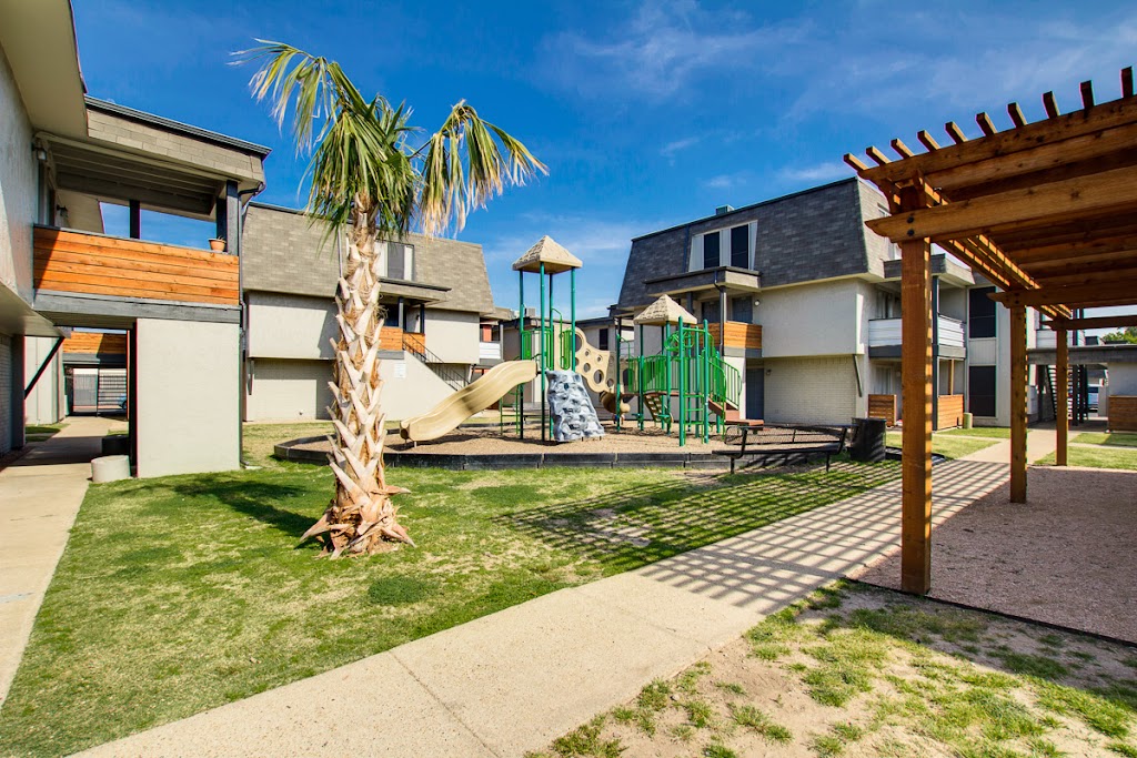 Landen Apartment Homes | 1831 W Pioneer Dr, Irving, TX 75061, USA | Phone: (972) 632-3515