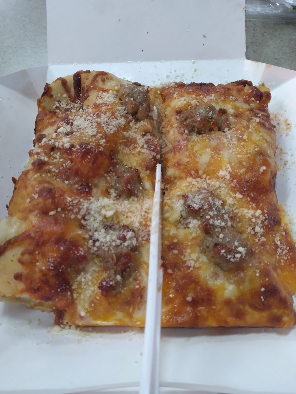 Rocky Rococo Pizza and Pasta | N1551 Sunset Dr, Lodi, WI 53555 | Phone: (608) 592-1551