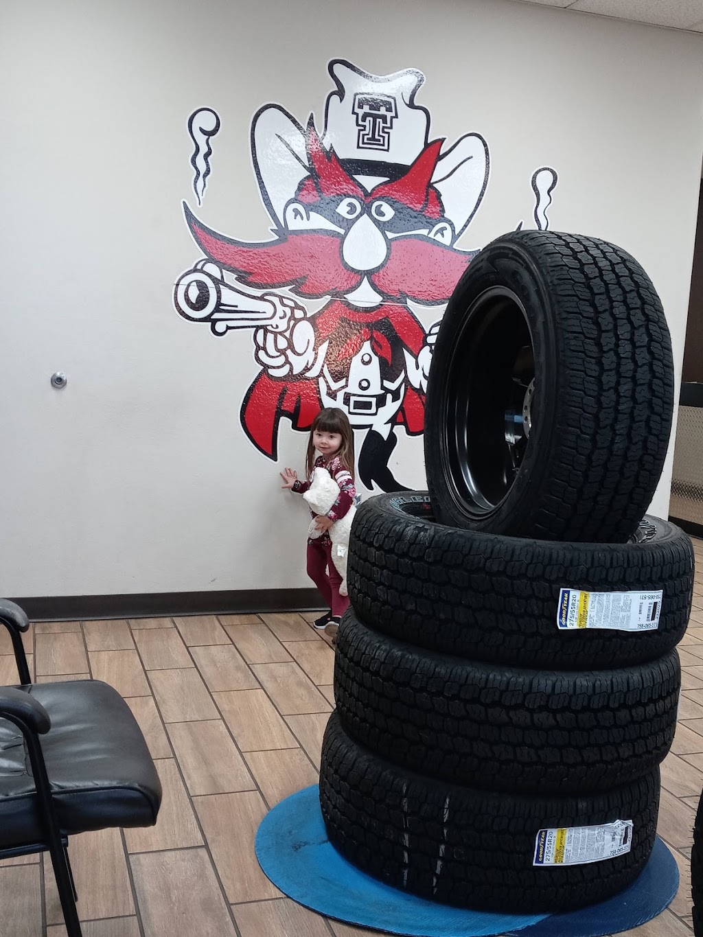 McWhorter Tire & Auto | 5807 Frankford Ave, Lubbock, TX 79424, USA | Phone: (806) 785-9666