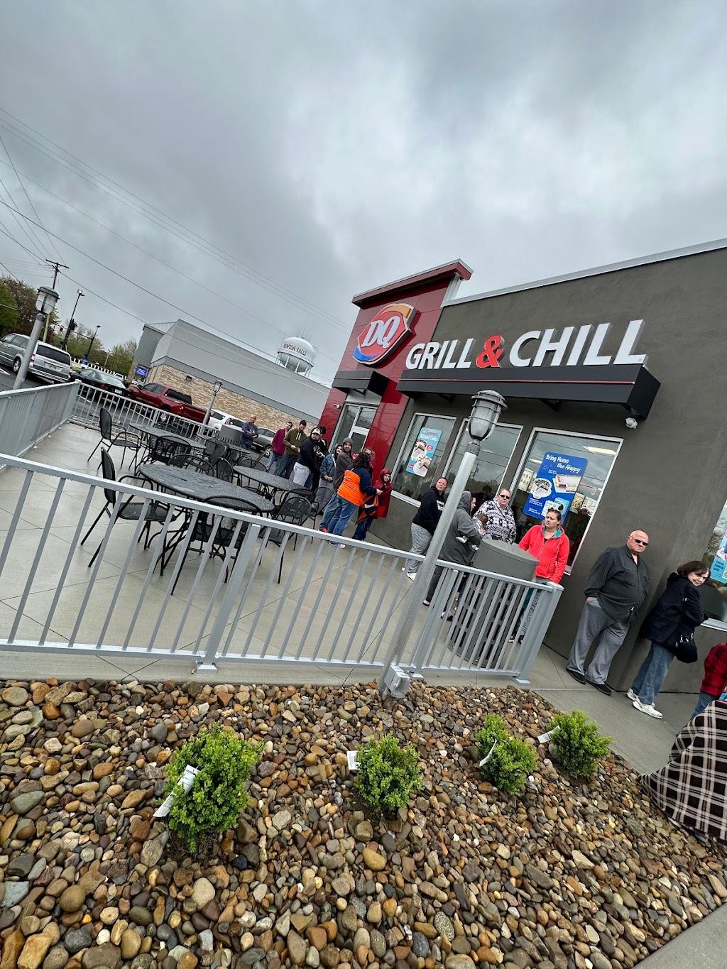 Dairy Queen Grill & Chill | 377 W Broad St, Newton Falls, OH 44444, USA | Phone: (330) 872-0151