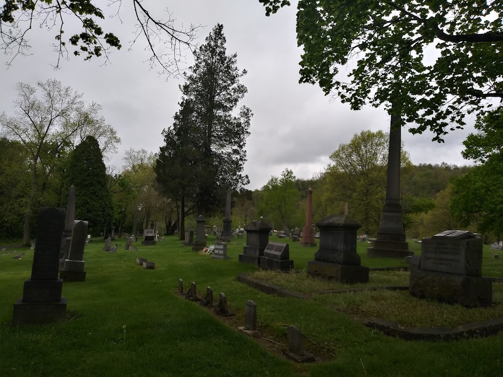 Toronto Union Cemetery | 228 High Haven Dr, Toronto, OH 43964, USA | Phone: (740) 537-3877