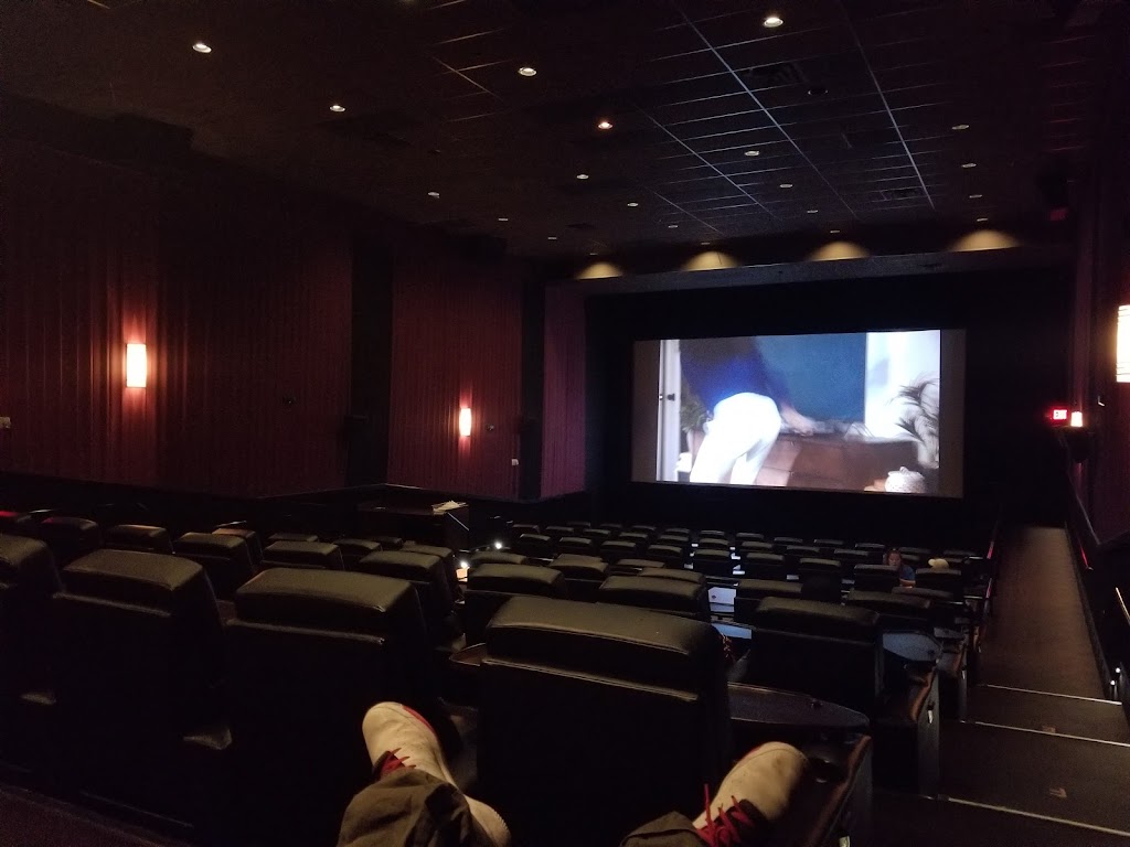 Movie Tavern Aurora | 18605 E Hampden Ave, Aurora, CO 80013, USA | Phone: (303) 680-9913