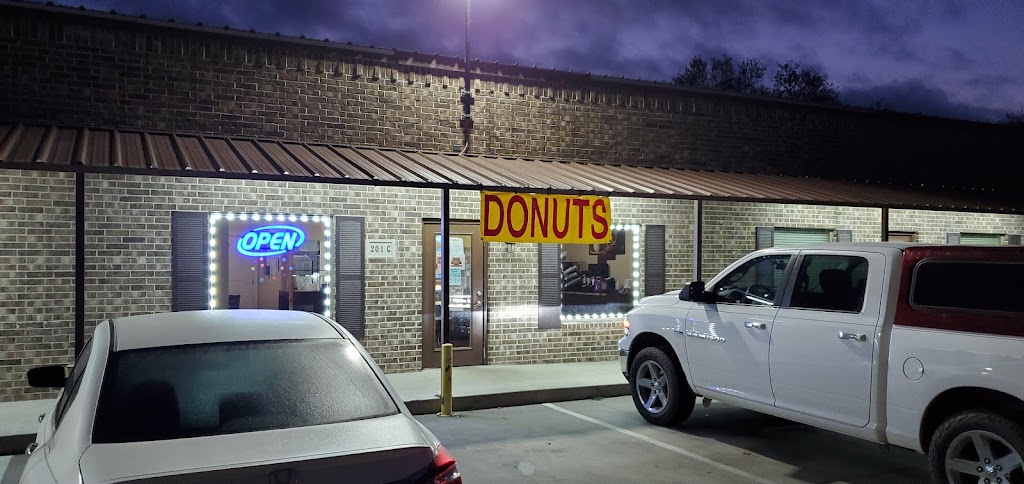 JD Donuts | 201c US-377, Tioga, TX 76271, USA | Phone: (940) 437-3601
