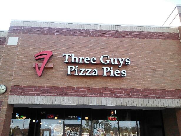 Three Guys Pizza Pies | 9045 US-64, Arlington, TN 38002, USA | Phone: (901) 590-2343