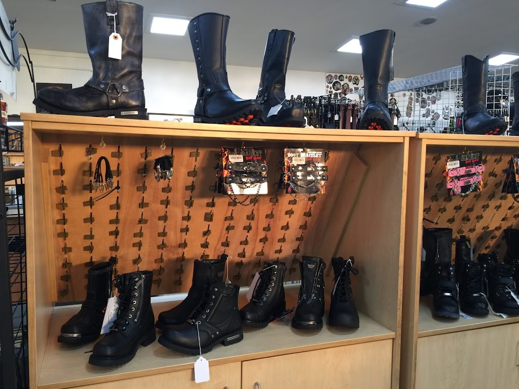 A M Leather | 18957 Middlebelt Rd, Romulus, MI 48174, USA | Phone: (734) 606-5663