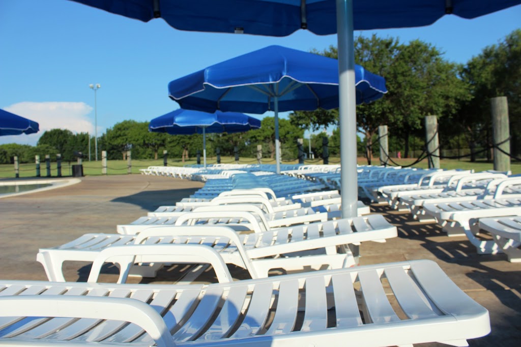 Earlywine Family Aquatic Center | 3101 SW 119th St, Oklahoma City, OK 73170, USA | Phone: (405) 297-3882