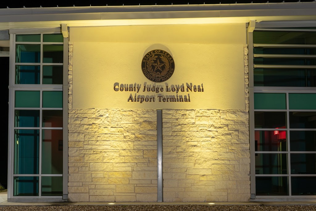 Nueces County Airport-RBO | 957 Wings Dr, Robstown, TX 78380, USA | Phone: (361) 387-1700