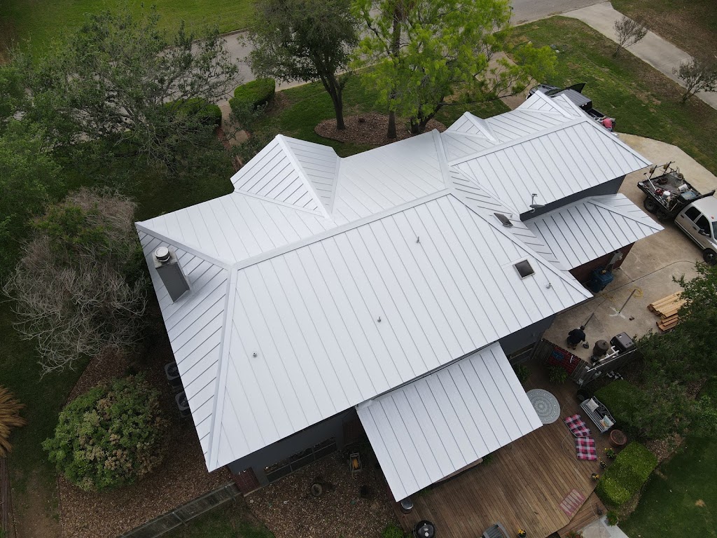 Wimberley Roofing | 12111 Ranch Rd 12 Suite 117, Wimberley, TX 78676, USA | Phone: (512) 877-0015