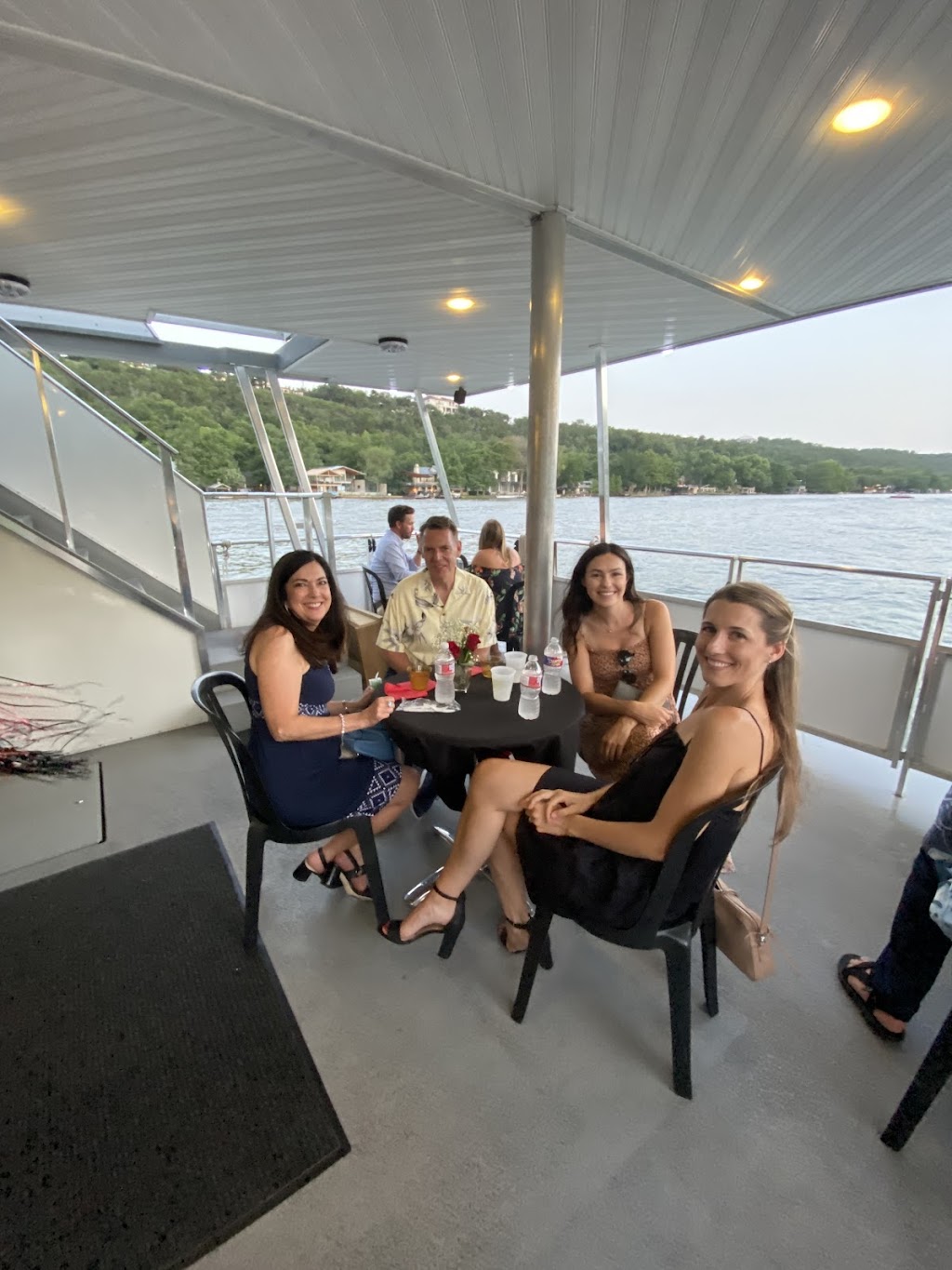 Austin Party Cruises | 2215 Westlake Dr #105, Austin, TX 78746, USA | Phone: (512) 328-9887