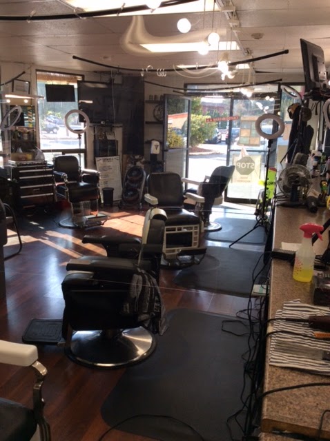 C Js Barber Shop | 17820 Hwy 99, Lynnwood, WA 98037, USA | Phone: (425) 787-7870