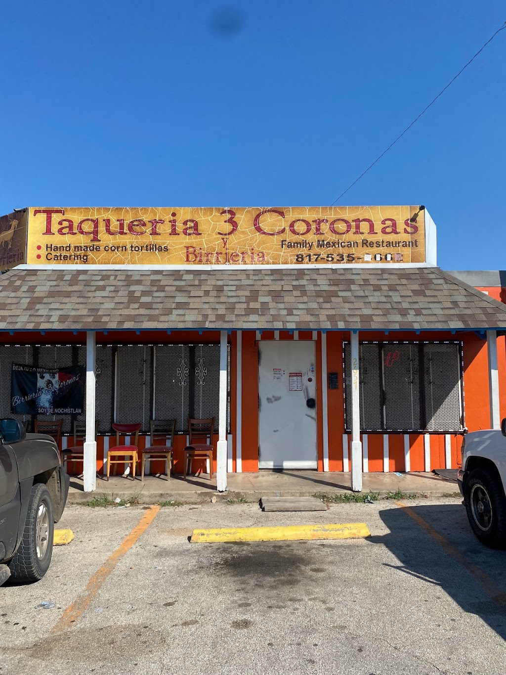 Taqueria Y Birrieria Tres Coronas | 2657 E Vickery Blvd, Fort Worth, TX 76105, USA | Phone: (817) 535-5005