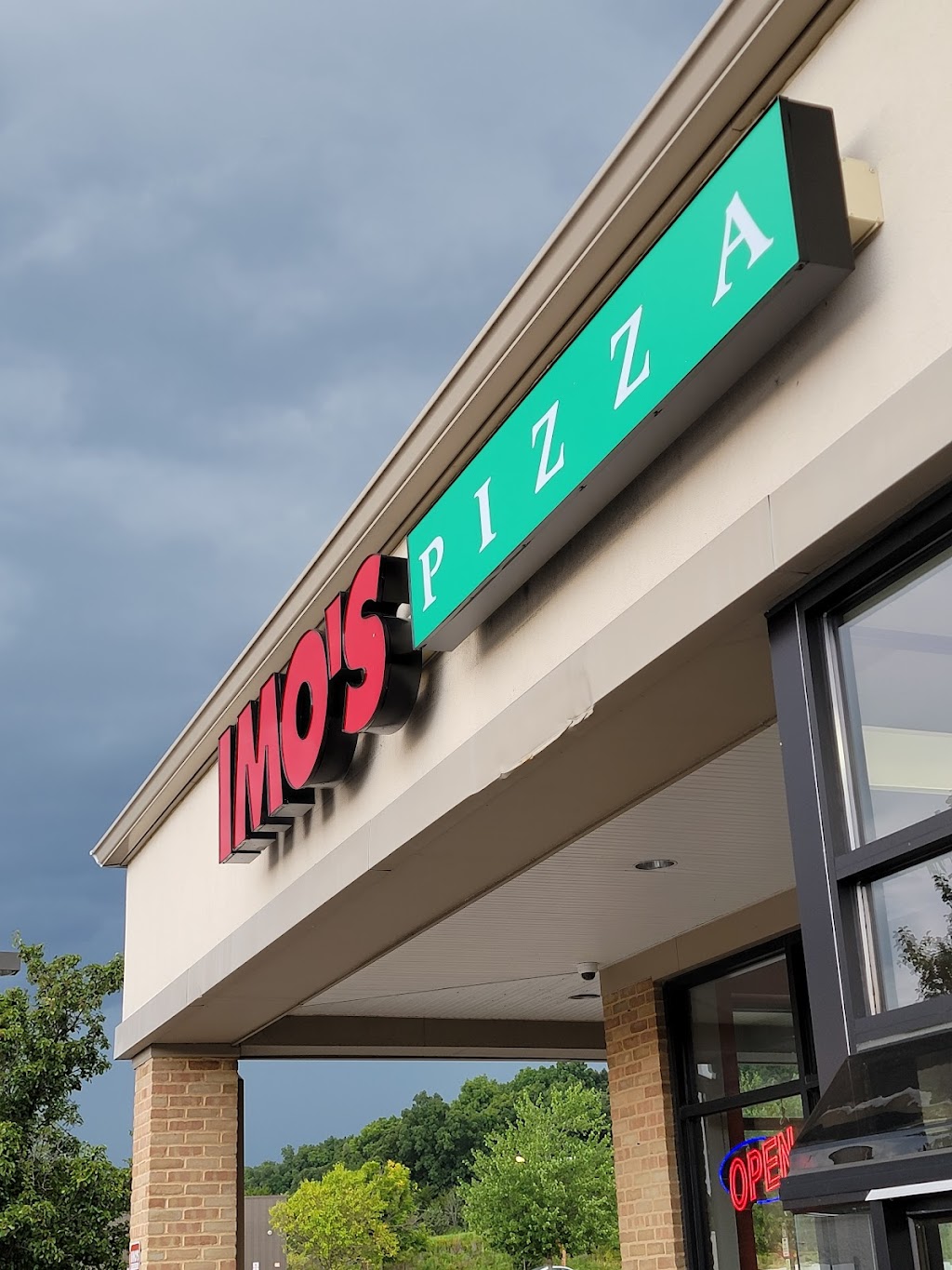 Imos Pizza | 1185 Scenic Dr Suite 101, Herculaneum, MO 63048, USA | Phone: (636) 224-2003