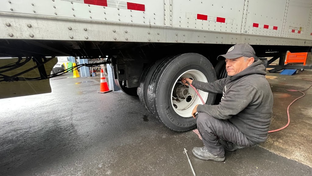 Brothers truck and trailer repair | 14846 Arrow Hwy, Baldwin Park, CA 91706, USA | Phone: (626) 885-8690