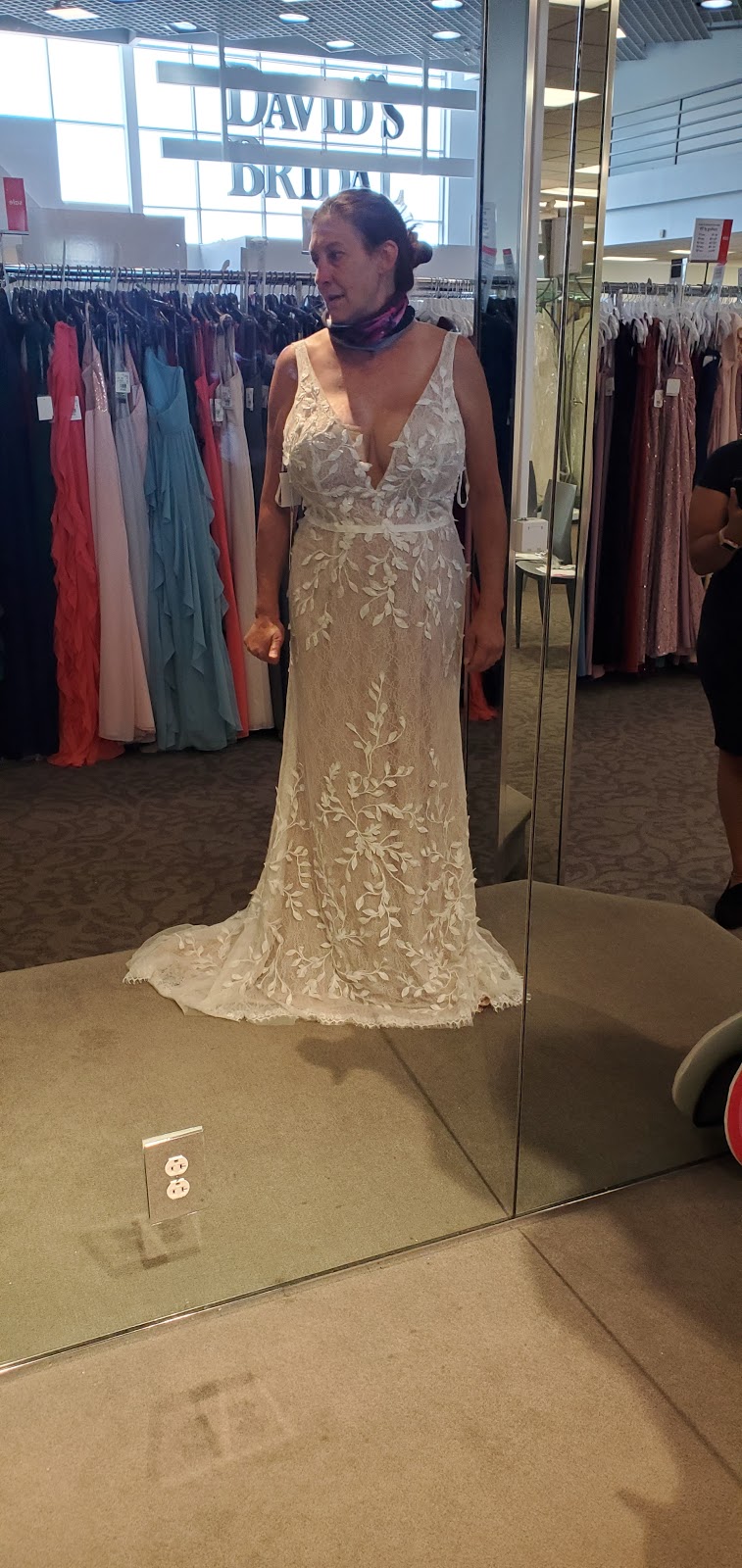 Davids Bridal Albany NY | 1440 Central Ave, Colonie, NY 12205, USA | Phone: (518) 437-1223