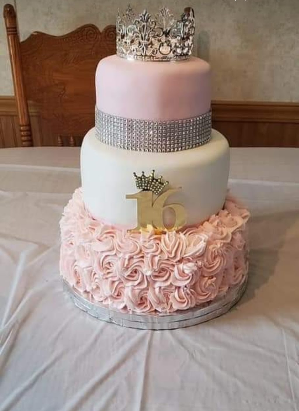 Parties Galore Cakes & More | 455 Merrimac Trail Ste C, Williamsburg, VA 23185, USA | Phone: (757) 528-2218