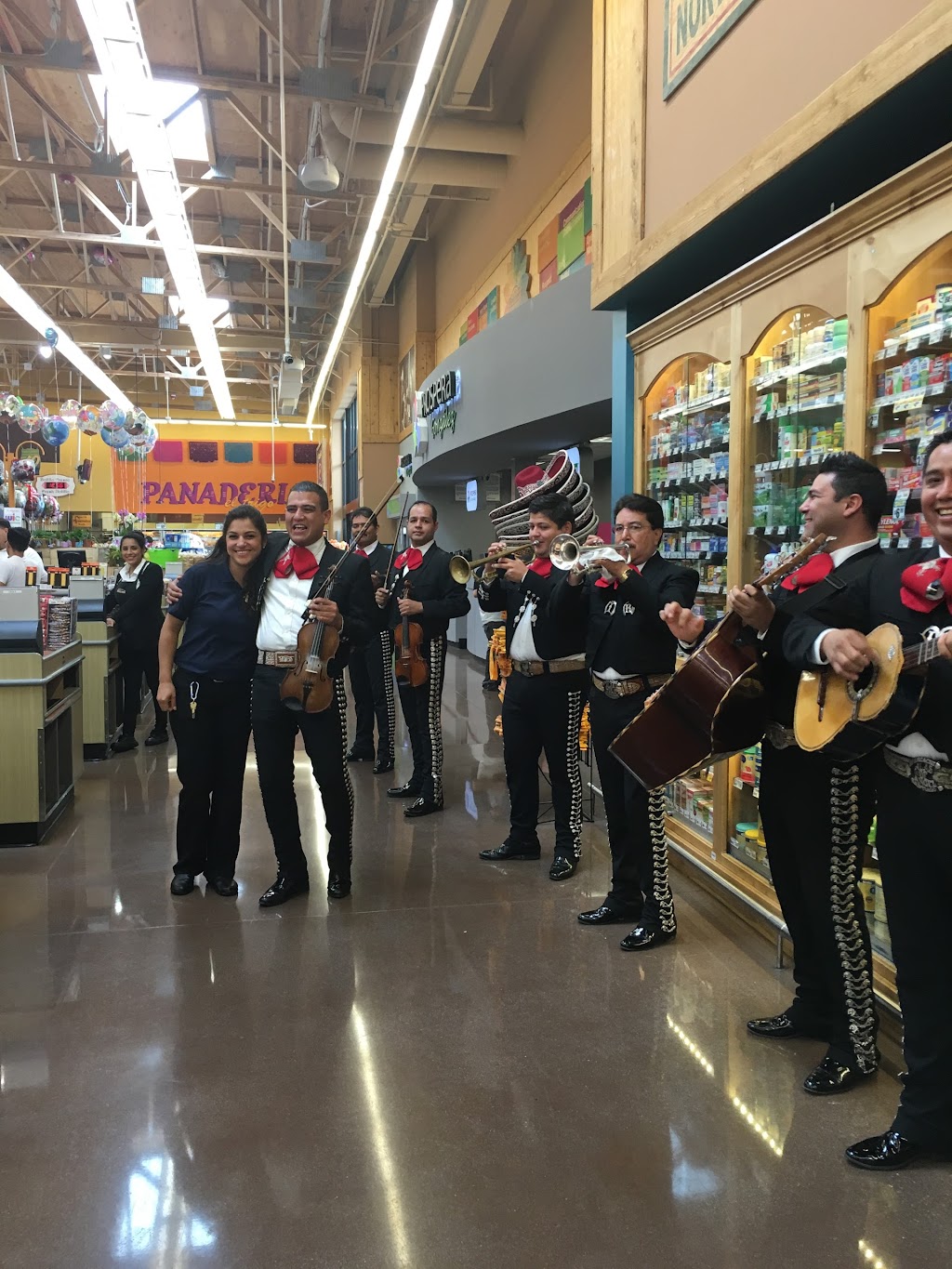 Mariachi Alas de Angel | 7826 Ferncola Ave, Sun Valley, CA 91352, USA | Phone: (323) 810-1494