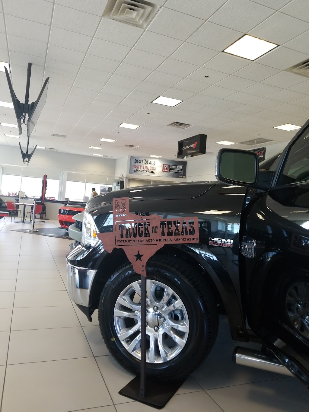 Dodge City CDJR of McKinney | 700 S Central Expy, McKinney, TX 75070, USA | Phone: (844) 296-8597