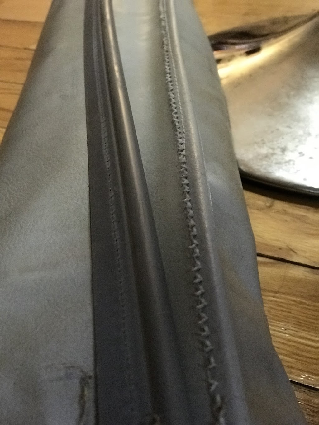 Dinhs Tailor Alteration and Repair | 5161 W Tufts Ave, Denver, CO 80236, USA | Phone: (303) 960-0955