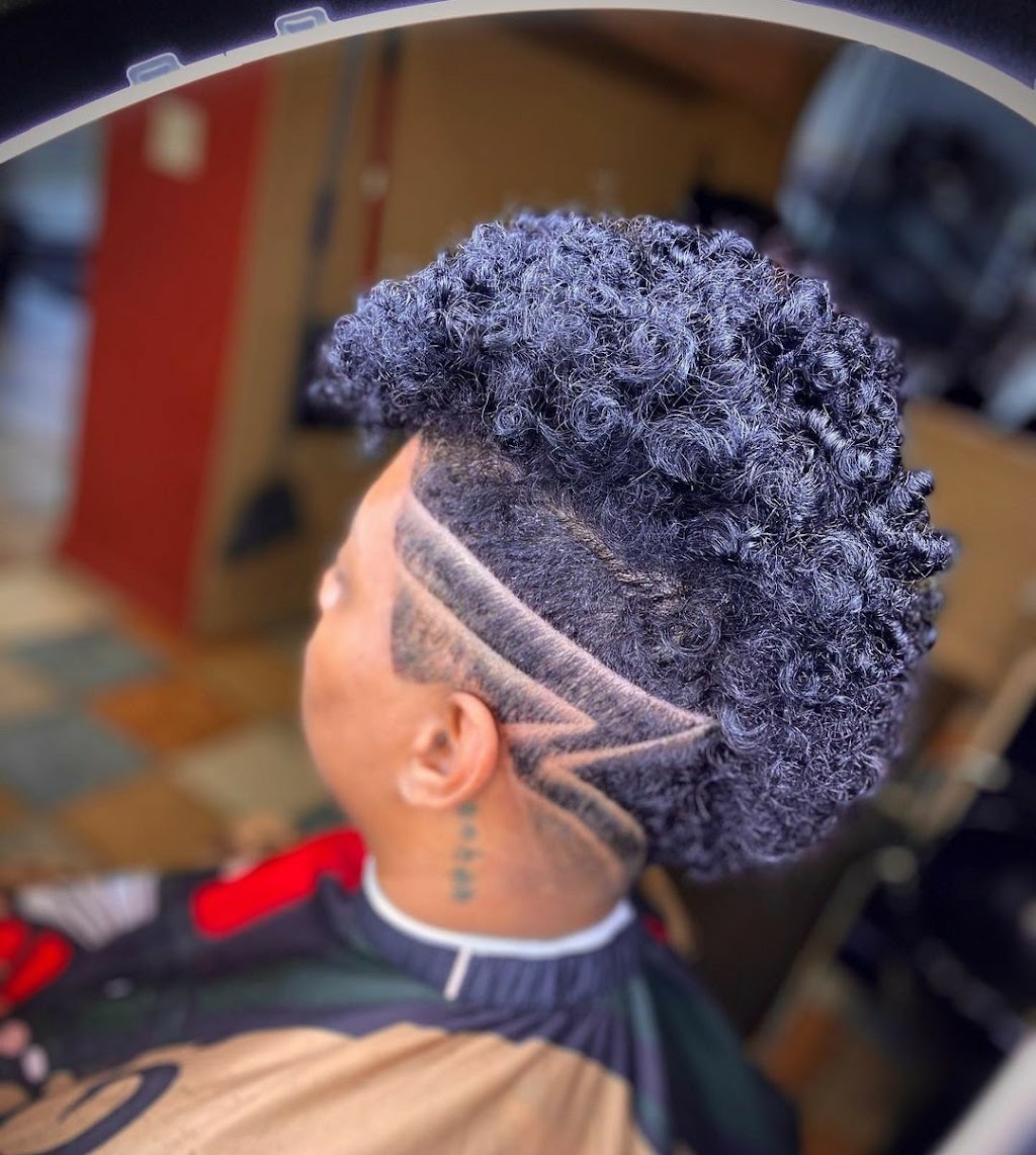 CLEAN CUTZ BARBERSHOP | 701 E Debbie Ln Suite 107, Mansfield, TX 76063, USA | Phone: (682) 422-3289