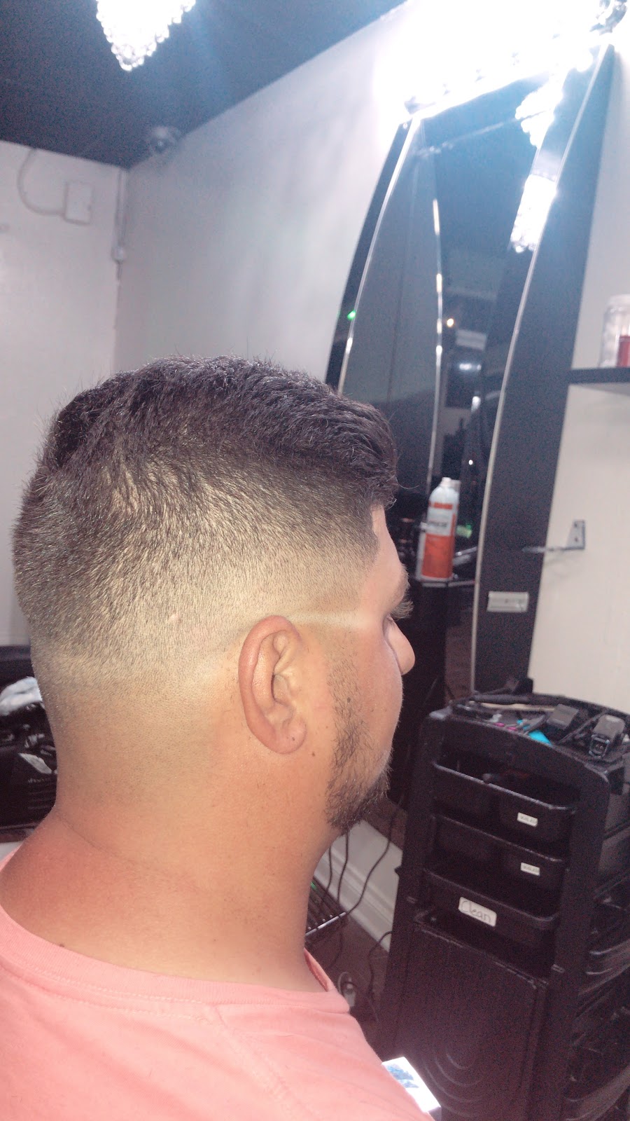 kings barber shop | 221 S Magnolia Ave suite b/2, Anaheim, CA 92804, USA | Phone: (714) 499-1906