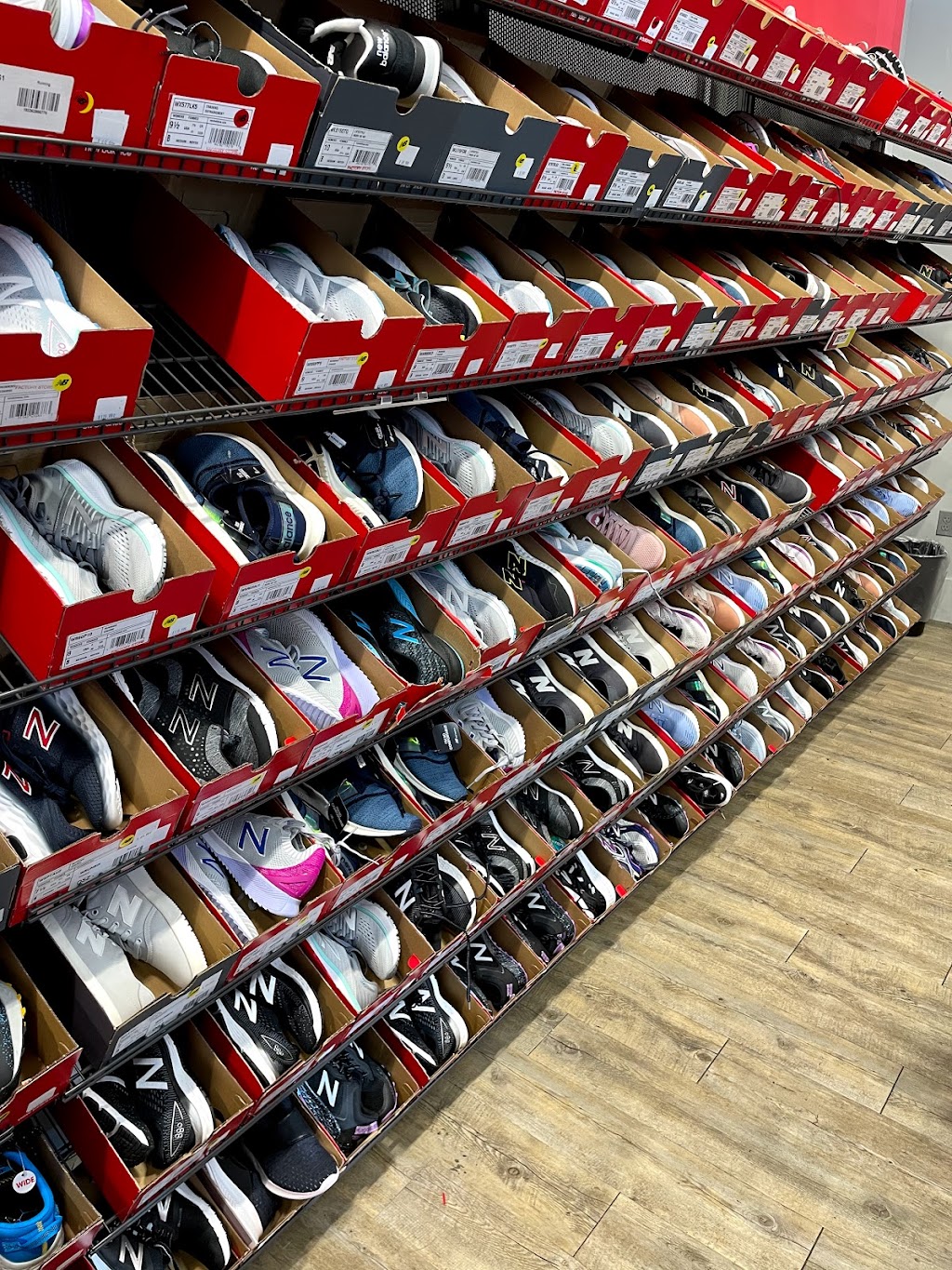 New Balance Factory Store Citadel | Citadel Outlets, 100 Citadel Dr #715, Los Angeles, CA 90040, USA | Phone: (323) 837-9790