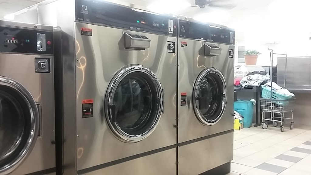 Speedwash Laundromat | 124 Avalon Dr, Salisbury, NC 28144, USA | Phone: (704) 637-3969