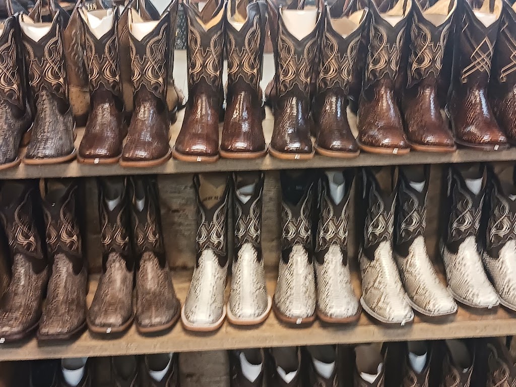 Gomez Western Wear Arlington | 511 N Watson Rd, Arlington, TX 76011 | Phone: (682) 347-4088