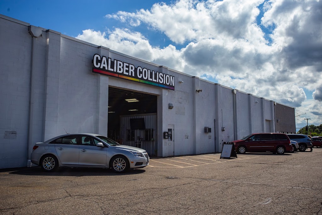 Caliber Collision | 722 Liberty Green Dr, Akron, OH 44312, USA | Phone: (330) 572-4774
