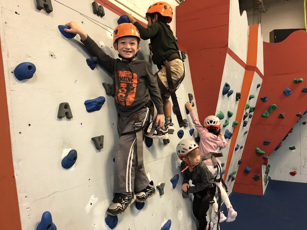 Doylestown Rock Gym | 3853 Old Easton Rd, Doylestown, PA 18902 | Phone: (215) 230-9085