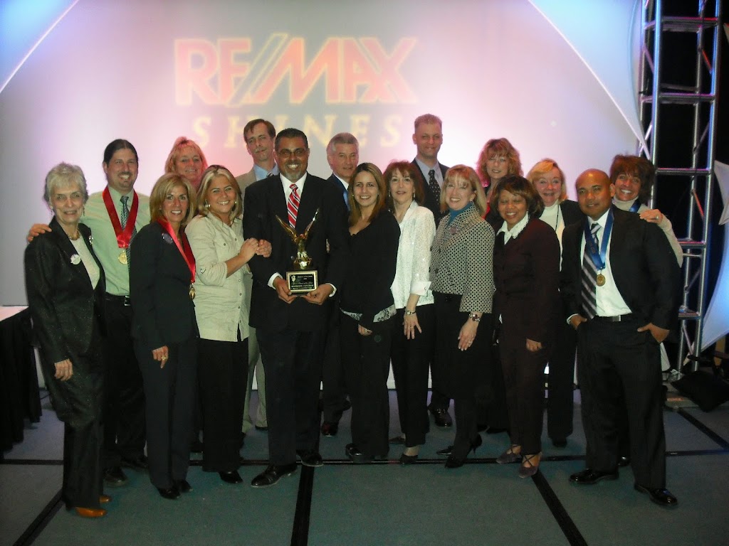 RE/MAX Competitive Edge Bernardsville Office | 150 Morristown Rd #207, Bernardsville, NJ 07924, USA | Phone: (908) 766-2020