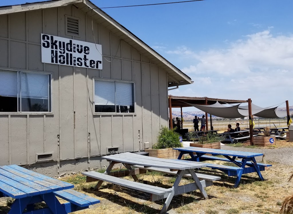 Skydive Hollister & Skydive Silicon Valley | 13030 Murphy Ave, San Martin, CA 95046, USA | Phone: (800) 386-5867