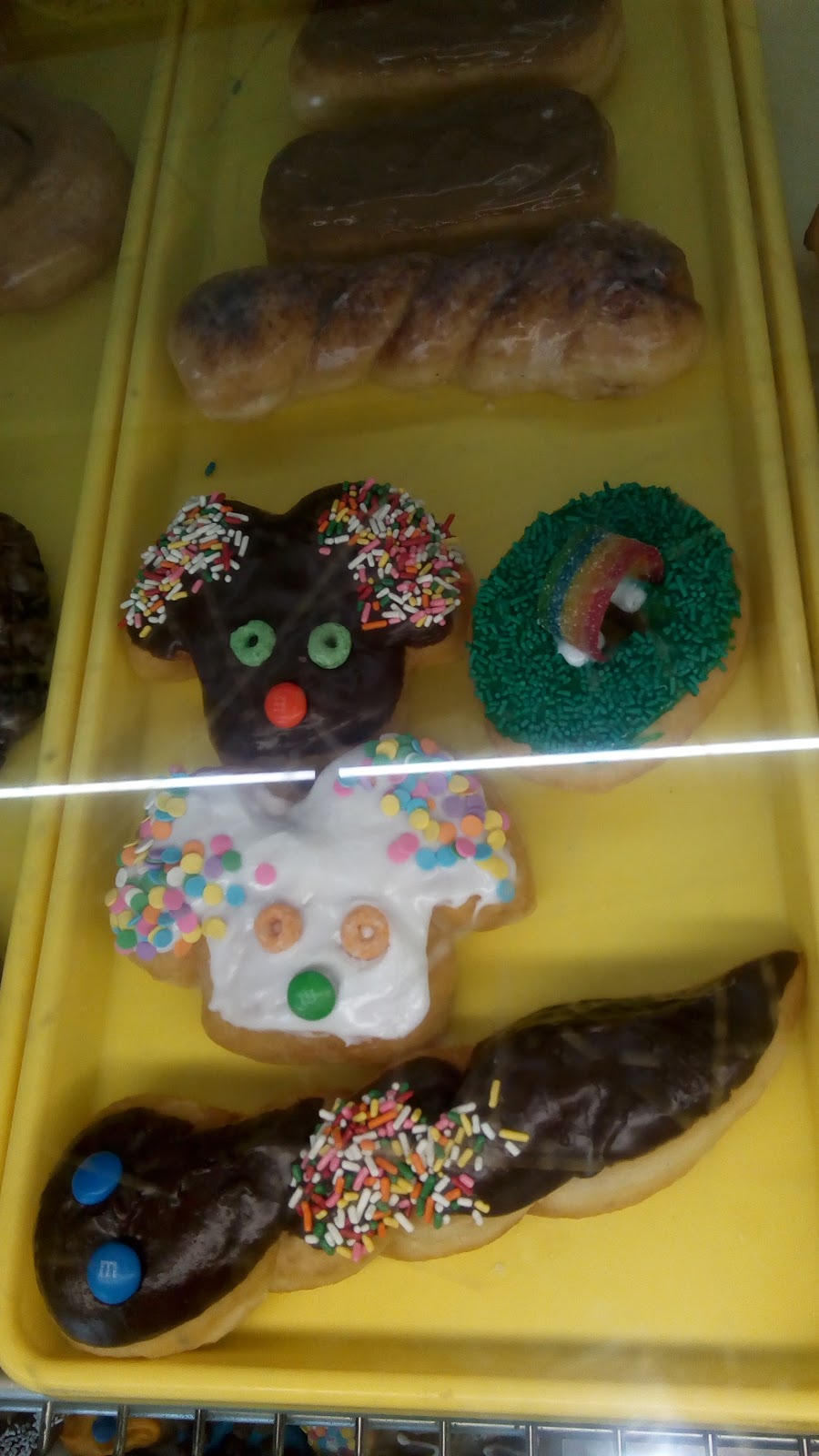 Southern Maid Donuts | 701 Stemmons Fwy #160, Lewisville, TX 75067, USA | Phone: (972) 436-4608