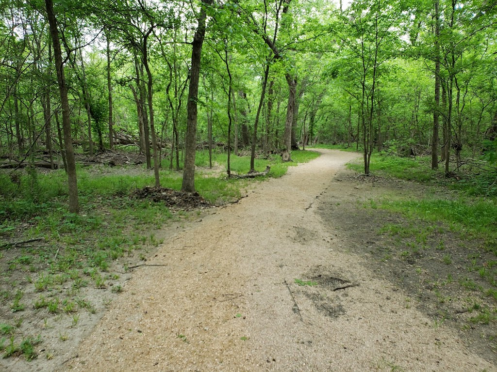 The Trail at the Woods | 1424 Rollins Dr, Allen, TX 75013, USA | Phone: (214) 509-4700