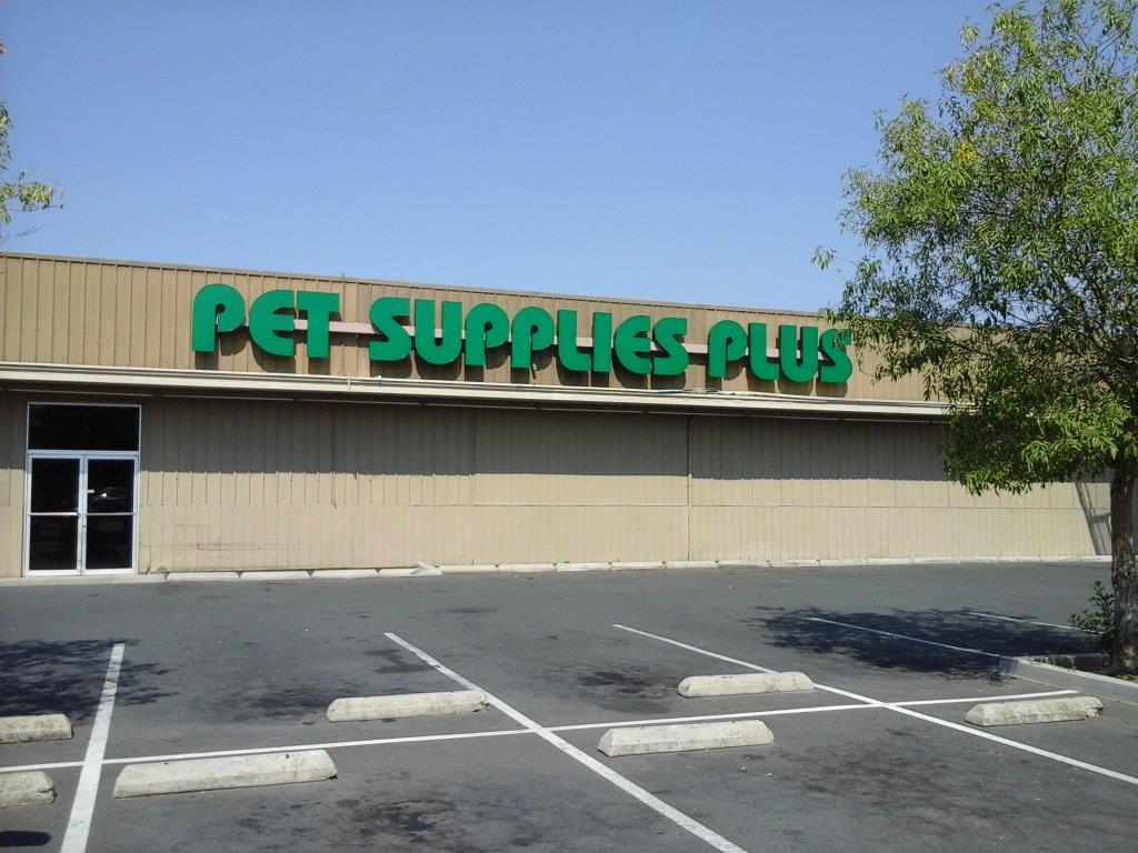 Pet Supplies Plus Lodi | 1411 S Stockton St, Lodi, CA 95240, USA | Phone: (209) 333-7330