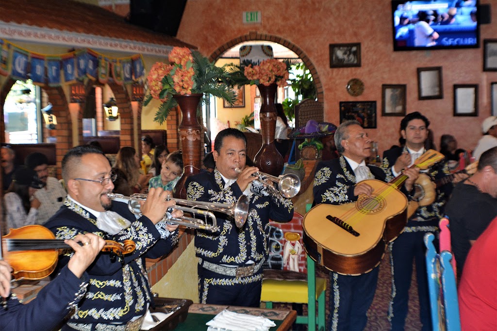 Mariachi sol de Mi Tierra | 950 Hooker St, Denver, CO 80204, USA | Phone: (303) 467-3185