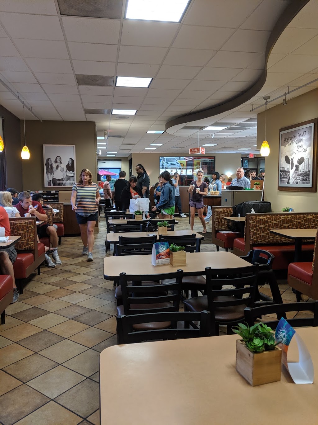 Chick-fil-A | 2900 W Hundred Rd, Chester, VA 23831, USA | Phone: (804) 706-6238