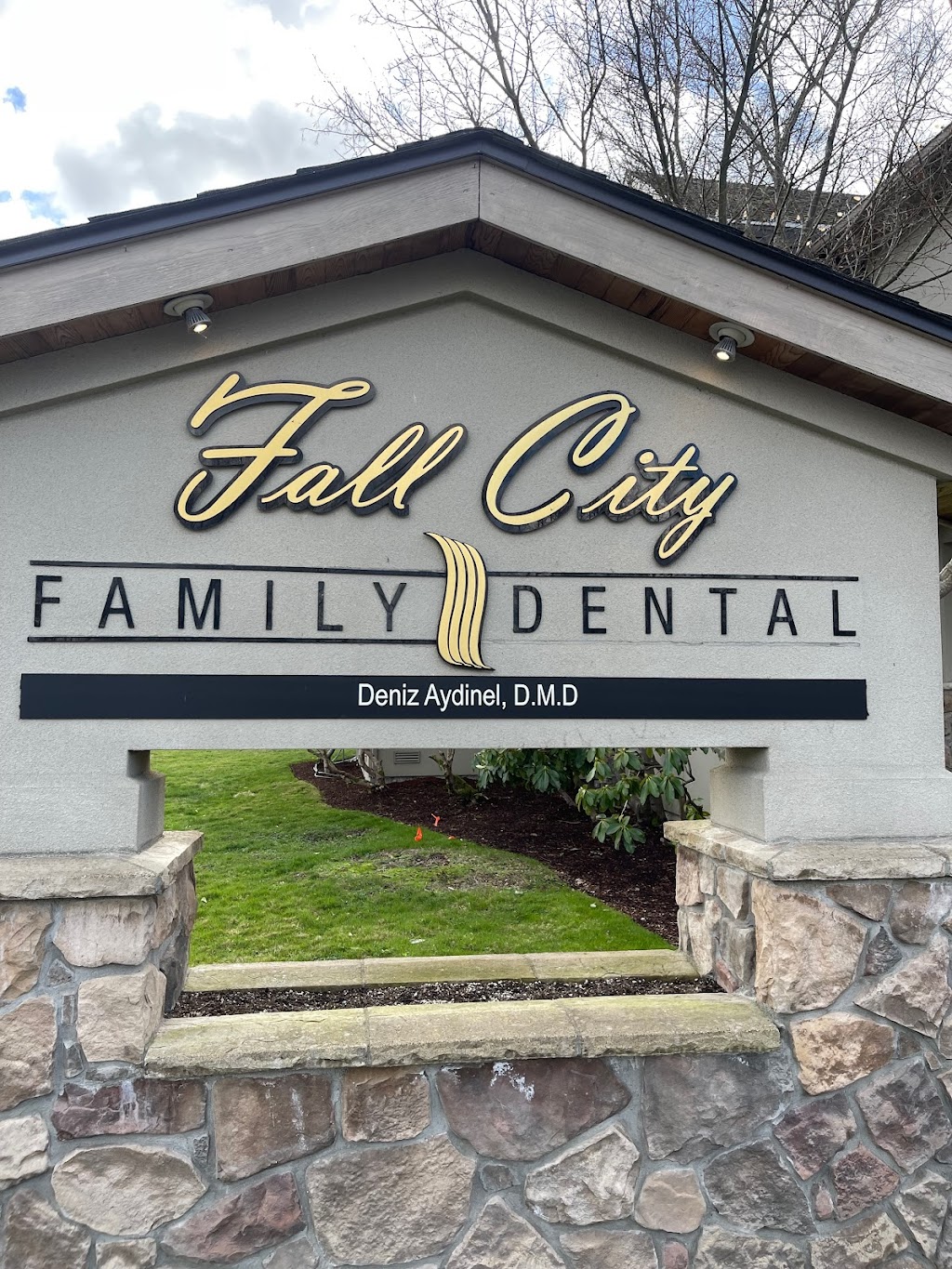 Fall City Family Dental | 33609 Redmond-Fall City Rd SE, Fall City, WA 98024, USA | Phone: (425) 222-7011