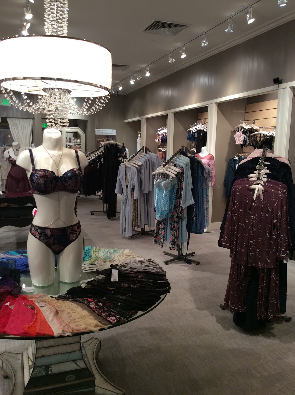 Allure Intimate Apparel | 3400 Galleria, Edina, MN 55435, USA | Phone: (952) 920-1111