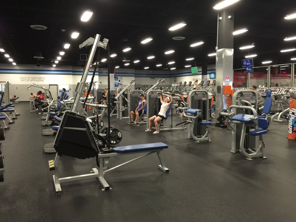 Crunch Fitness - Rancho Cucamonga | 12739 Foothill Blvd, Rancho Cucamonga, CA 91730, USA | Phone: (909) 689-8150