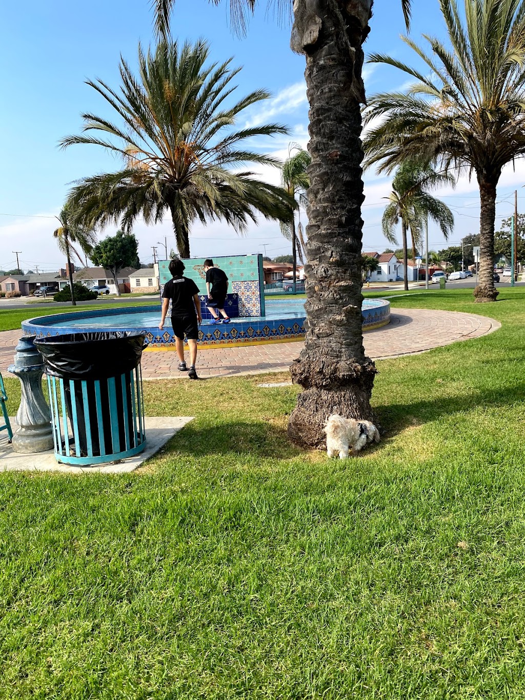 Circle Park | 76th St., Los Angeles, CA 90047, USA | Phone: (323) 644-6661