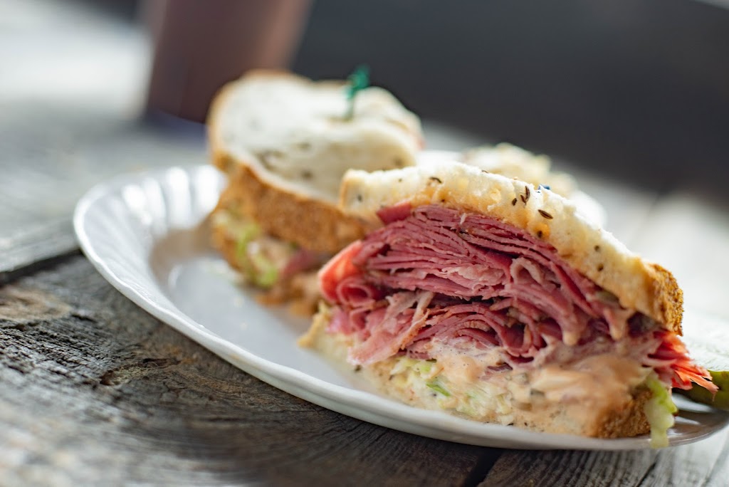 Benjies NY Deli | 1828 N Tustin Ave, Santa Ana, CA 92705, USA | Phone: (714) 541-6263