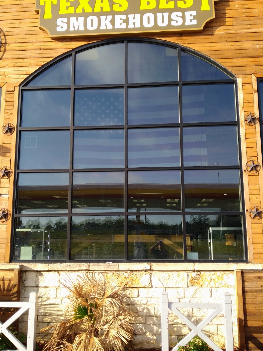 Luxe Glass Works | 150 Co Rd 4852, Newark, TX 76071, USA | Phone: (817) 682-5882