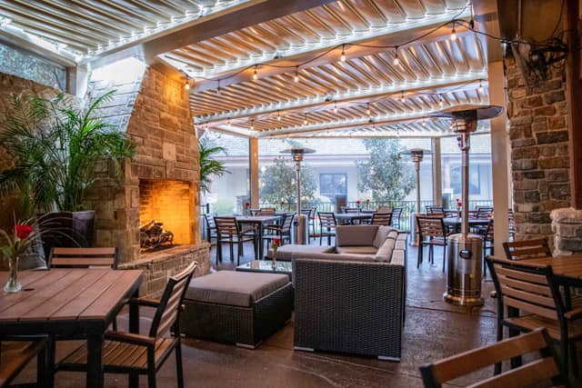 The Fifth: Fireside Patio and Bar | 2701 Custer Pkwy Ste 700, Richardson, TX 75080, USA | Phone: (214) 758-0777