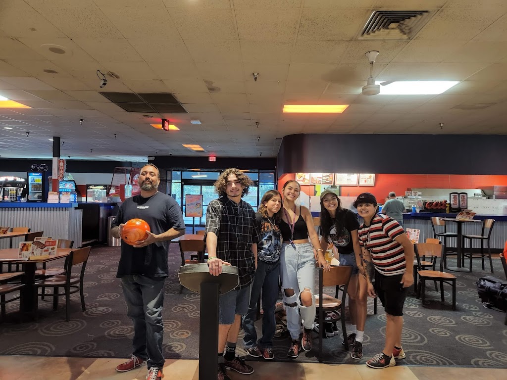 AMF Mesa Lanes | 2115 E Southern Ave, Mesa, AZ 85204, USA | Phone: (480) 926-0051