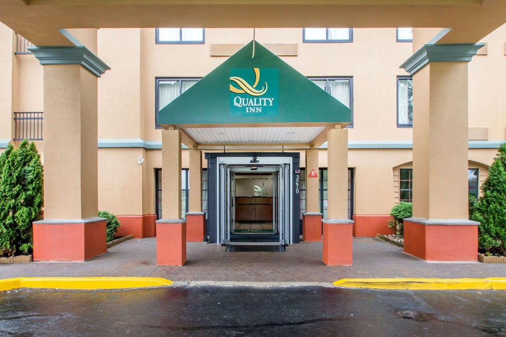 Quality Inn Near Princeton | 3270 US Route 1 North, Lawrenceville, NJ 08648, USA | Phone: (609) 896-3700
